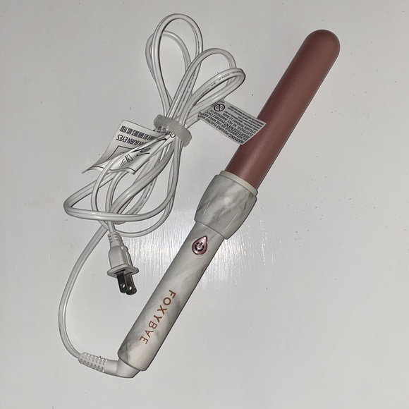 FoxyBae Curling Wand - Picture 2 of 3